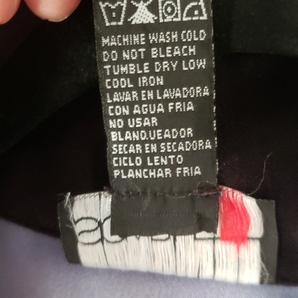 Women's top ๐ - Picture 3 of 4